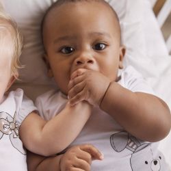 Completo pantaloncino neonato  –  New Born  –  1206-25