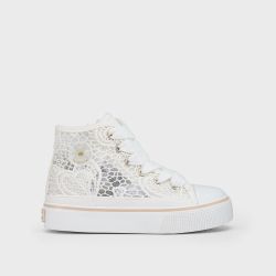 Stivaletto traforato bambina  –  Mayoral  –  45613-25