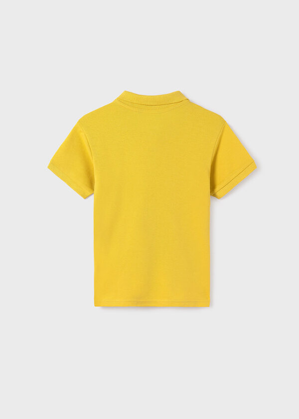 104637
